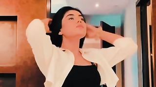 tiktok grrls viedo