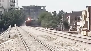 Train Rehman baba express