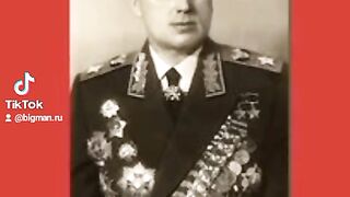 Маршал Советского Союза Константин Константинович Рокоссовский.
