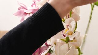 Flowers with mehandi design