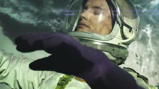 A 360  degree view of an astronaut in free space