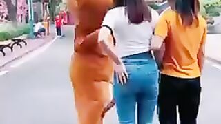 Funny Chinese Girls