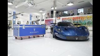 Essa é a máquina que o Neymar usa só para ir treinar