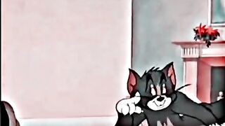 tom reading masseges #tom #shorts #viral