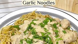 How to Make Chicken stroganoff with garlic noodles!