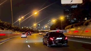 Towards_burj_khalifa_dubai