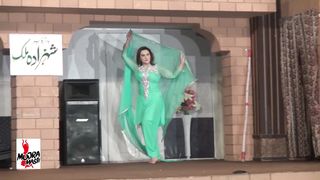 Nargis mujra dance