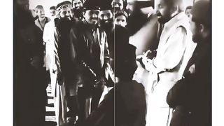 Un ke chokhat pa kara hun naat