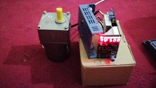 Induction motor speed and direction control