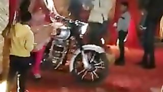 DULHAN ON BIKE.