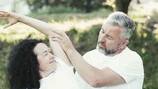 OLD COUPLE