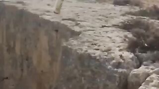 JINO KE WADI.