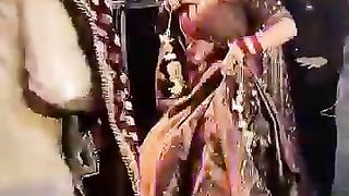 Bride ने किया अपनी शादी में इतना जबदस्त dance | Bride Dance