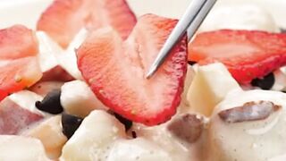 Easy Cream Fruit Chaat Iftar Special Recipe,#viralvideo ,#youtubevideo , qurashi