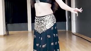 The Flute Music | Remo Fernandes | Medhavi Mishra - Choreography |