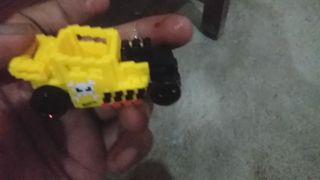 mobil kuning baru classic