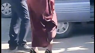 Ko'tni uynatsihga qarang