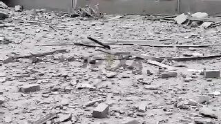 Так выглядит школа в Лозовой после ракеты