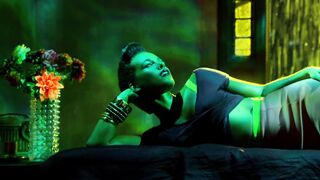 Alicia Keys - Girl On Fire