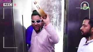 P4PAKAO nadir Ali funny prank left