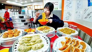 Simply, 70 dumplings, cheese ramen and tteokbokki | Galbi dumpling eating show #tzuyang