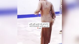 Main nashe main ho ya mujhe main Nasha hai