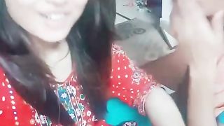 PALANG KAY NICHAY SAY BAHER AAJO.