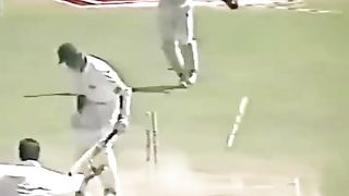 Shoaib Akhtar magical balls