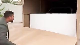 Car unboxing