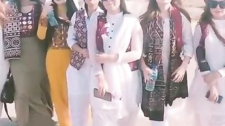 Sindhi girl video
