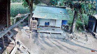 Pencurian di rumah warga tertangkap CCTV