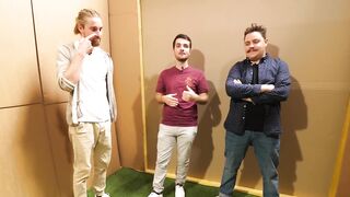 100 COUCHES DE CARTON CHALLENGE (on s’évade de notre prison en carton)