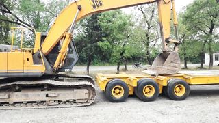 Dangerous Heavy machinery working 3