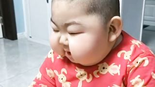 Eating ASMR