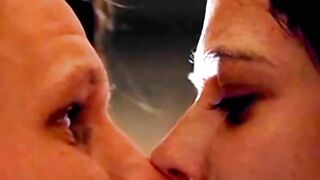 Girl kisses viral video