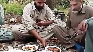 Lunch with friends 2