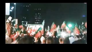 بلاول نے عمران خان کی وکالت کردی۔