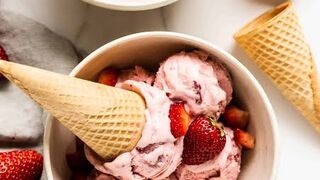 Ice cream lovers.... strawberry ice cream...Home strawberry ice cream....