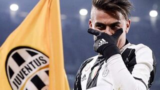 Paulo Dybala Funny Videos Inside Juventus Dressing