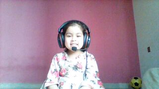 little girl beuatyfull voice