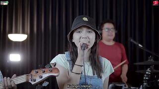 MUSIK - KUBAHAGIA - MELLY GOESLOW | 3PEMUDA BERBAHAYA FEAT GHINA NUR AKASYAH COVER