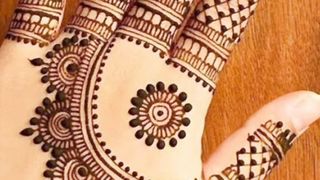 Mehndi design 4