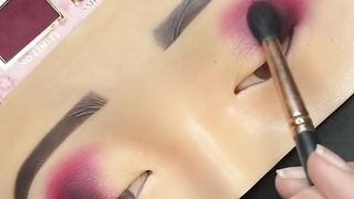 Glittery Eyeshadow Tutorial Step by Step Easy and Simple