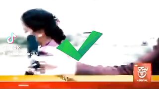 Lagta Haiy Yeah Log Aata Bhee Bund Karwain Gay