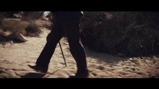 Hulvey  ft Torey D'Shaun - Closer ( Official Music Video
