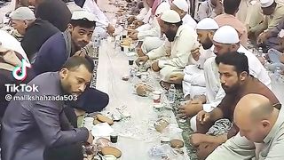 Mashallah Madina Pak mein avtari ka time masjid nabi bahut pyara khubsurat mandir