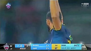 Dangerous 1st over by Muhammad shami