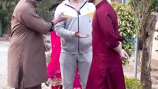 Yaar Yeah Kaisa Udhaar Haiy kisy ki samjh nai aarha