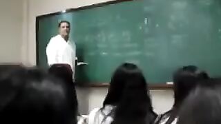 Professor 2