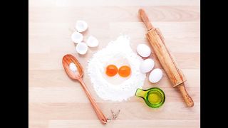 Já pensou a aprender como faz pizza de frigideira em um minuto